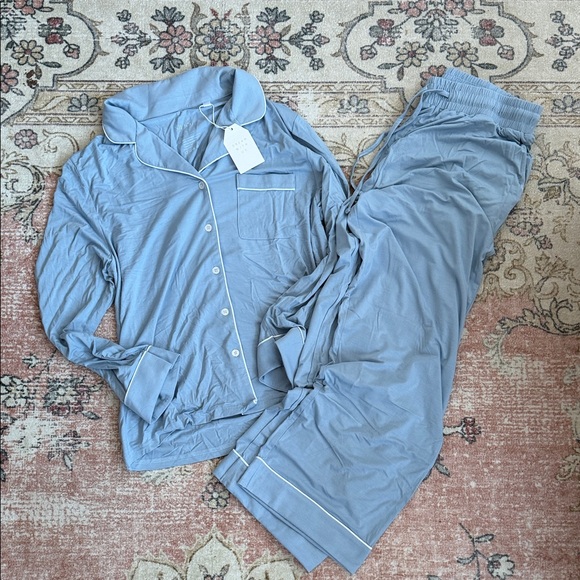 Silks Other - Light Blue Pajama Set with White Trim